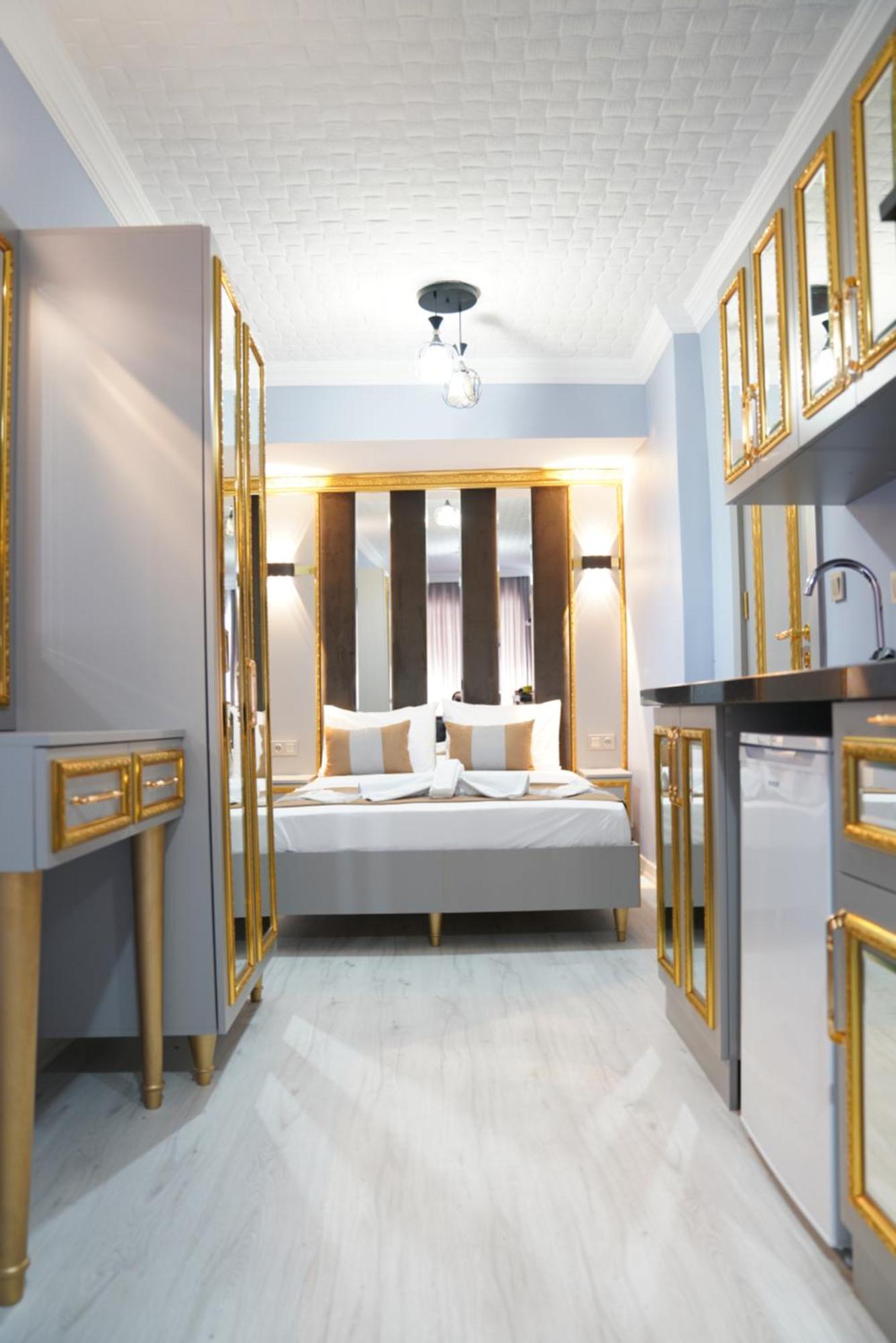 Taksim Maria Suit Hotel Istanbul Exterior photo